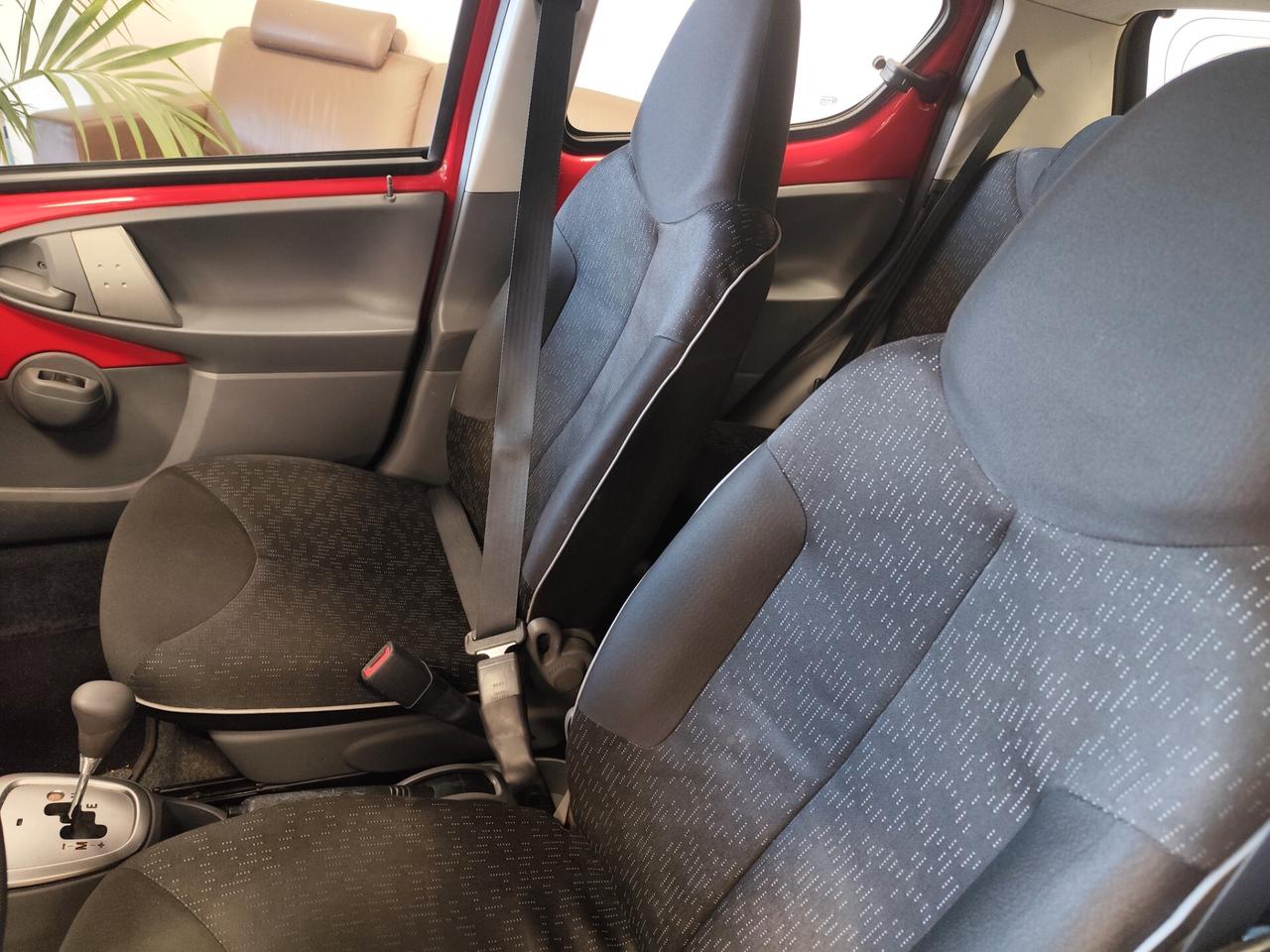 Peugeot 107 1.0 68CV 5p. Allure