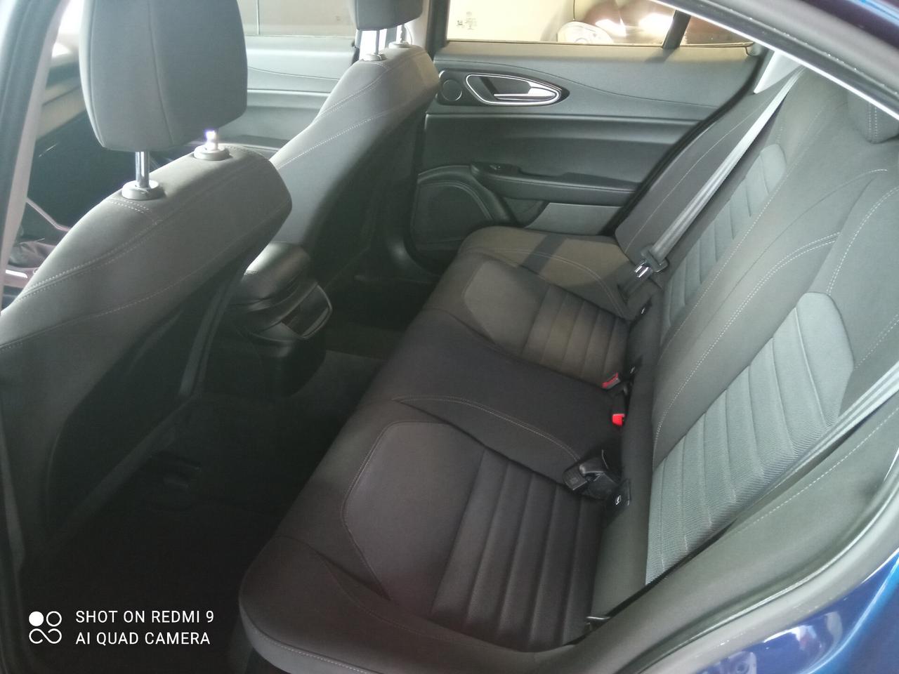 Alfa Romeo Giulia 2.2 Turbodiesel 150 CV Business Launch Edition