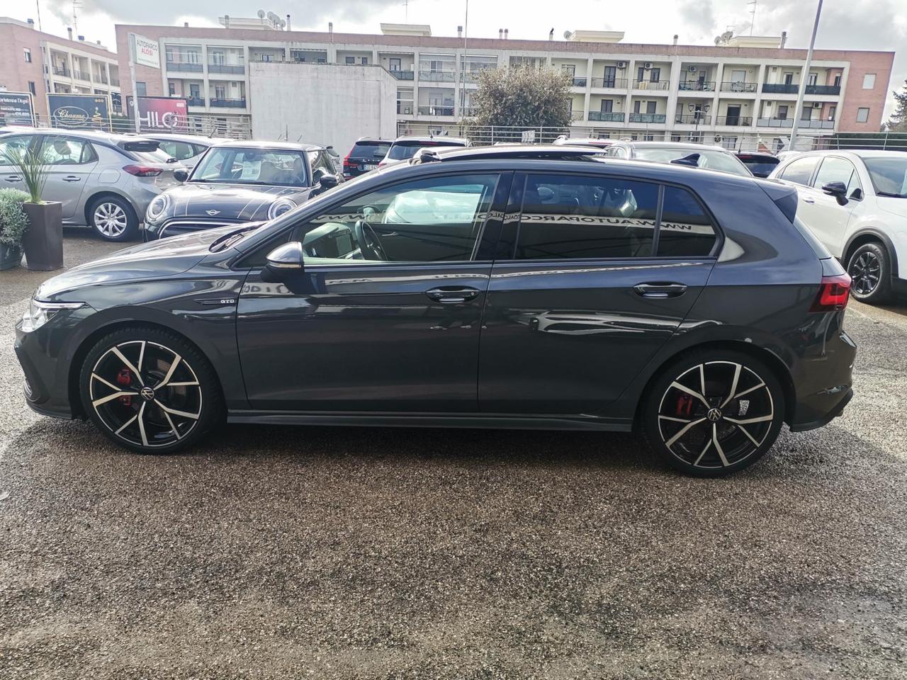 Volkswagen Golf 2.0 tdi GTD 200cv dsg