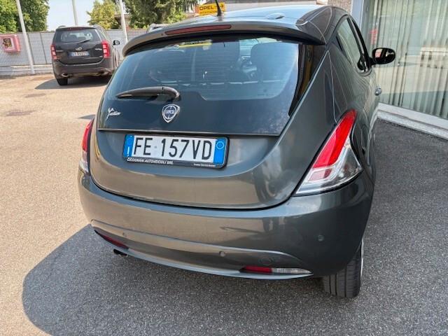 Lancia Ypsilon 1.2 69 CV 5 porte GPL Ecochic Gold