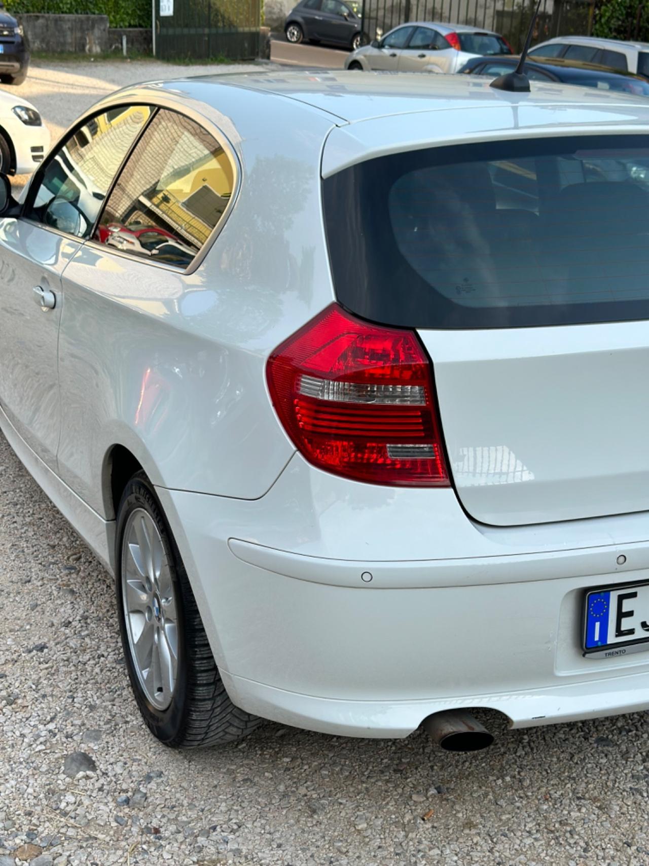 Bmw 116d 2.0 116CV FUTURA KMCERT UNICOPR