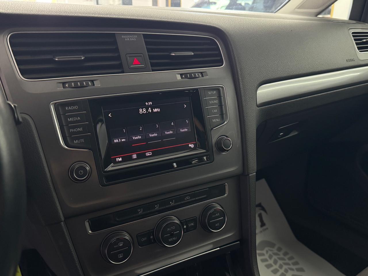 Volkswagen Golf 1.6 TDI 105Cv 90.000Km