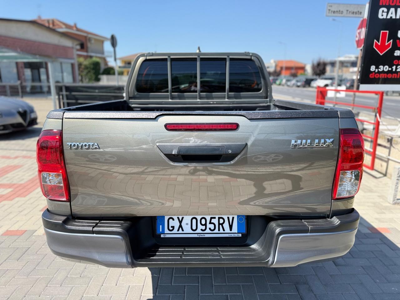 Toyota Hilux 2.8 D-4D 4WD 4 porte Double Cab Comfort