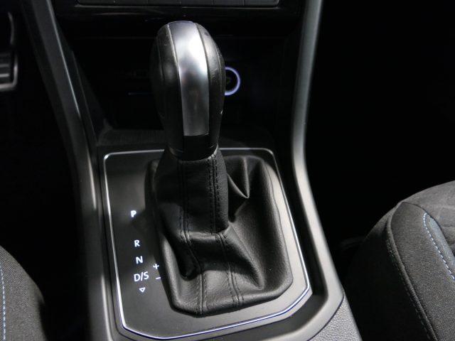 VOLKSWAGEN Touran 1.5 TSI ACT DSG Business BlueMotion Technology