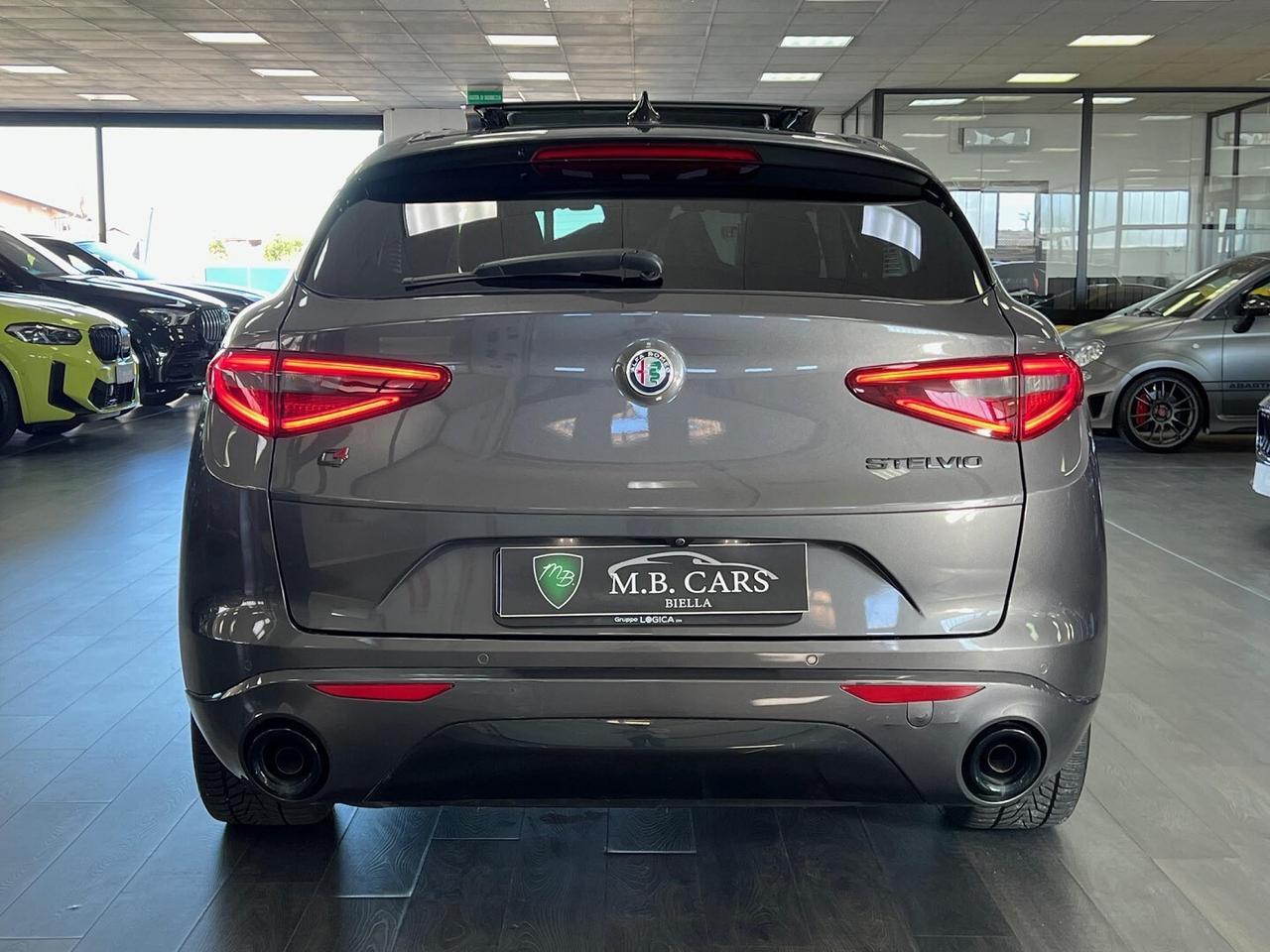 Alfa Romeo Stelvio Stelvio 2.2 t Veloce Q4 210cv