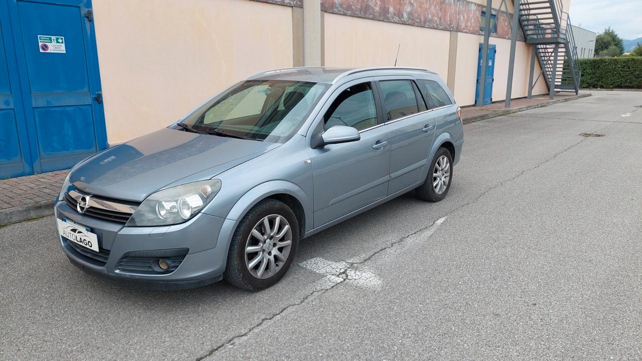 Opel Astra 1.6 16V Twinport Station Wagon Club