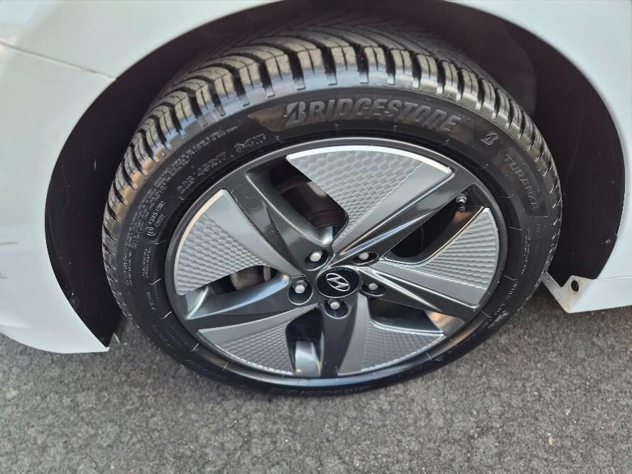Hyundai Ioniq 1.6 Hybrid DCT Prime