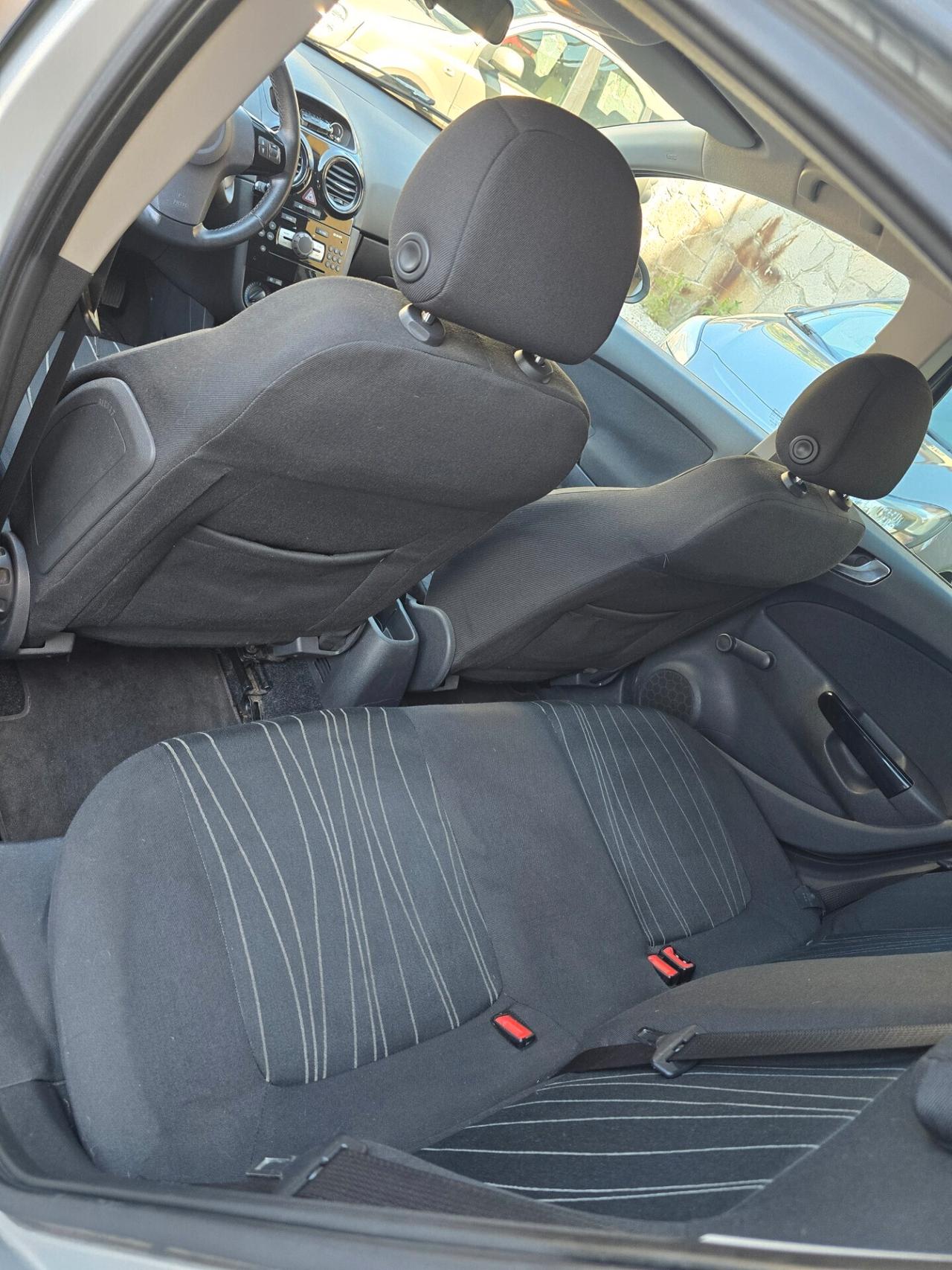 Opel Corsa 1.2 85CV 5 porte GPL-TECH Club