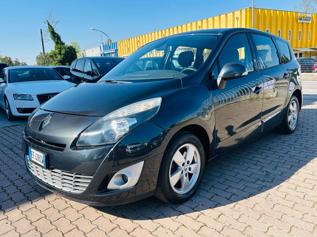 Renault Scenic Scénic X-Mod 1.5 dCi 110CV Luxe 7 POSTI