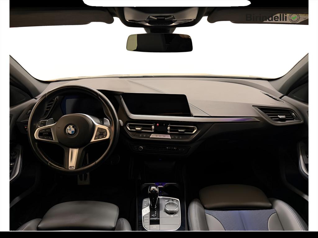 BMW Serie 1 (F40) - 118d 5p. Msport