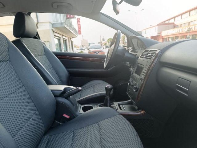 MERCEDES-BENZ A 150 BlueEFFICIENCY Coupé Elegance