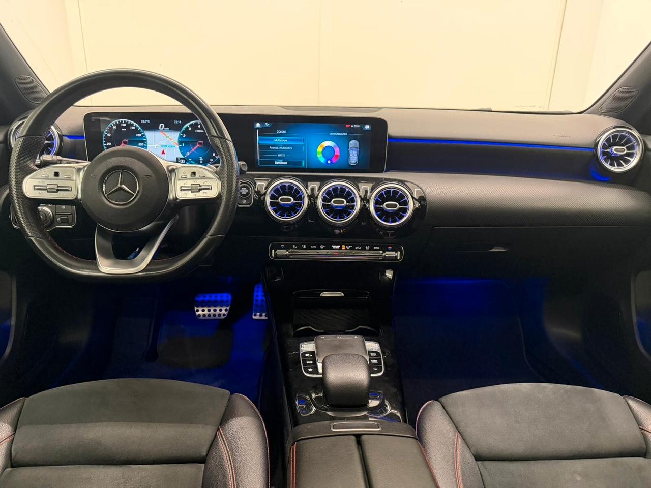 Mercedes-benz A 180 MERCEDES BENZ AMG Premium
