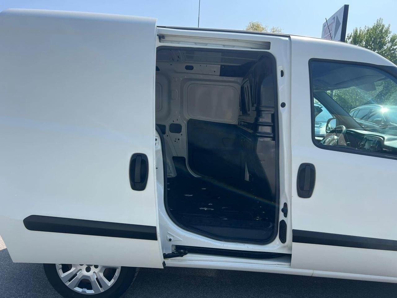 Fiat Doblo 1.3 MJT 3 POSTI PL-TN Cargo Maxi Lamierato SX