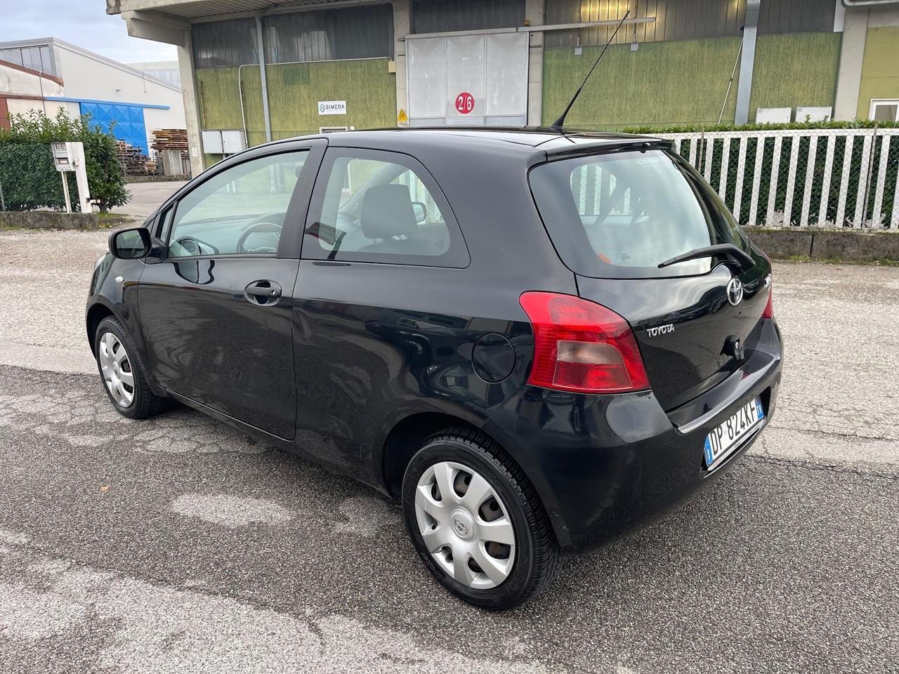 Toyota Yaris 1.0 3 porte