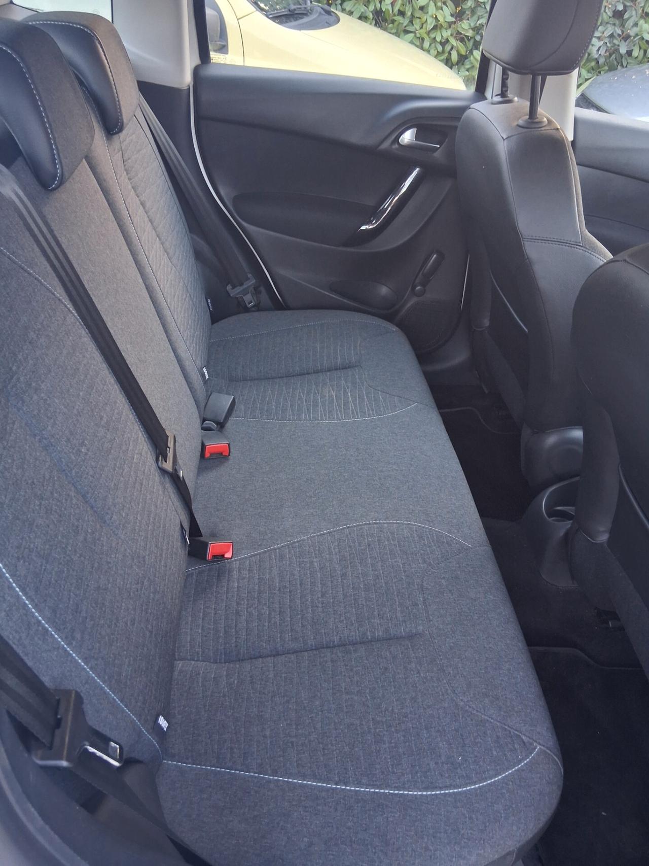 Citroen C3 PureTech 82 Live Edition