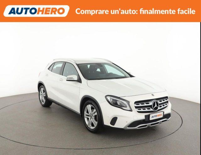MERCEDES-BENZ GLA 180 Sport