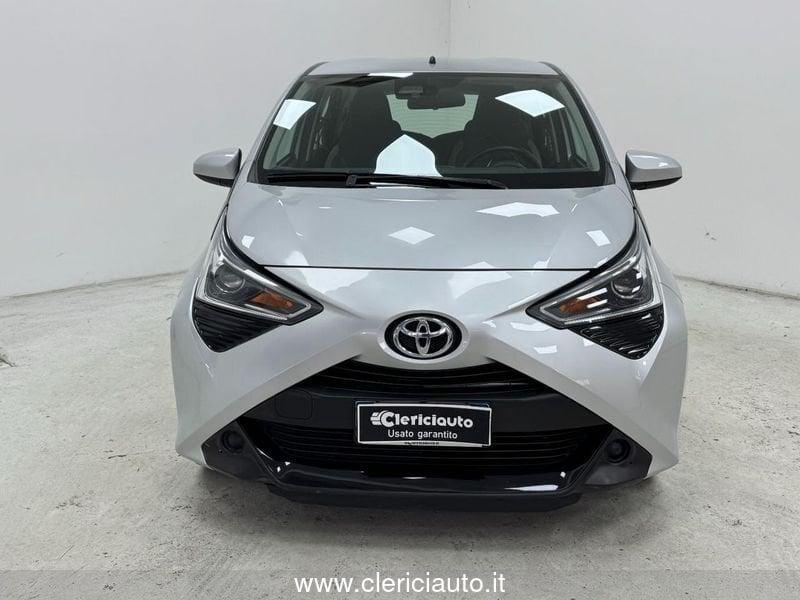 Toyota Aygo Connect 1.0 VVT-i 72 CV 5 porte x-play