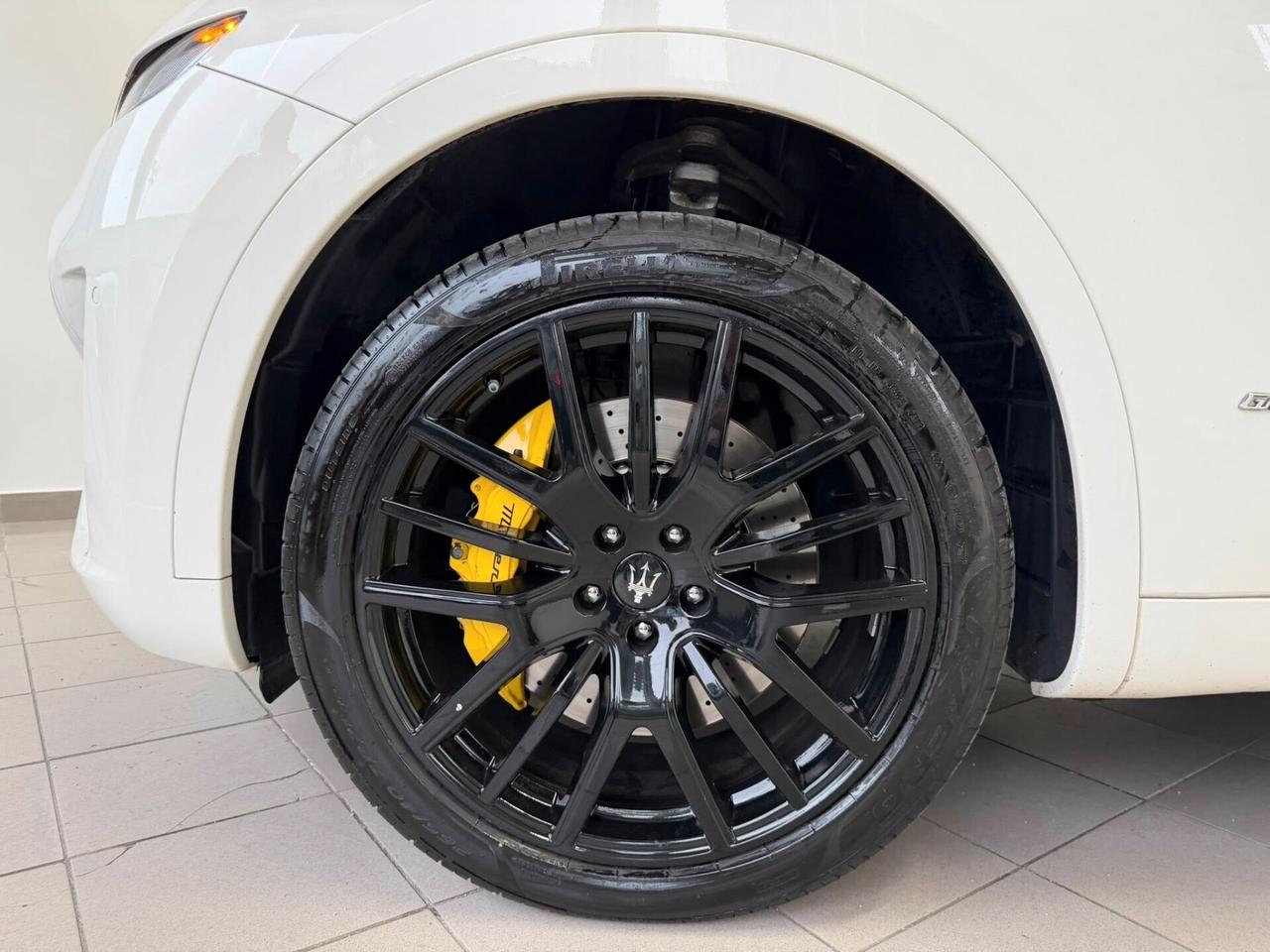 Maserati Levante V6 Diesel 275 CV AWD Gransport