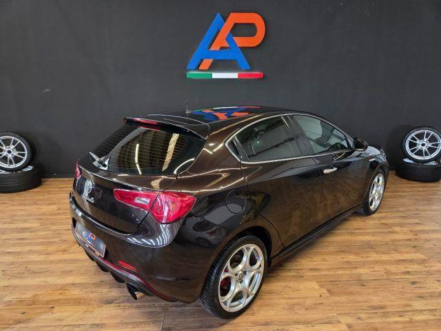 ALFA ROMEO Giulietta 1.6 JTDm-2 105 CV Sportiva