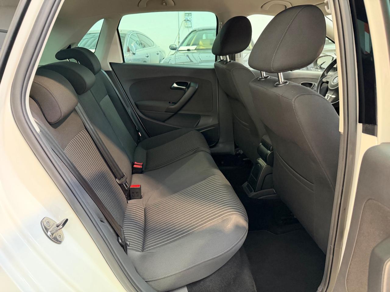 Volkswagen Polo 1.6 TDI 90CV DSG CARPLAY-HIGHLINE