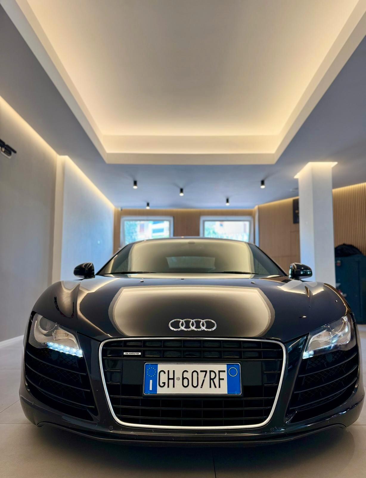 AUDI R8 V8 420CV UNIPRO PERMUTE GARANZIA R-TRONIC