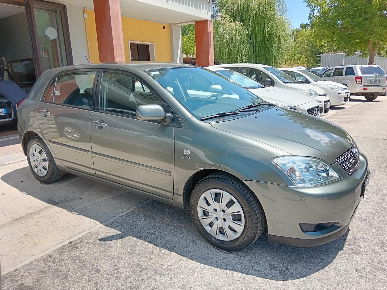 Toyota Corolla 1.4 VVT-I 97CV NUOVISSIMA
