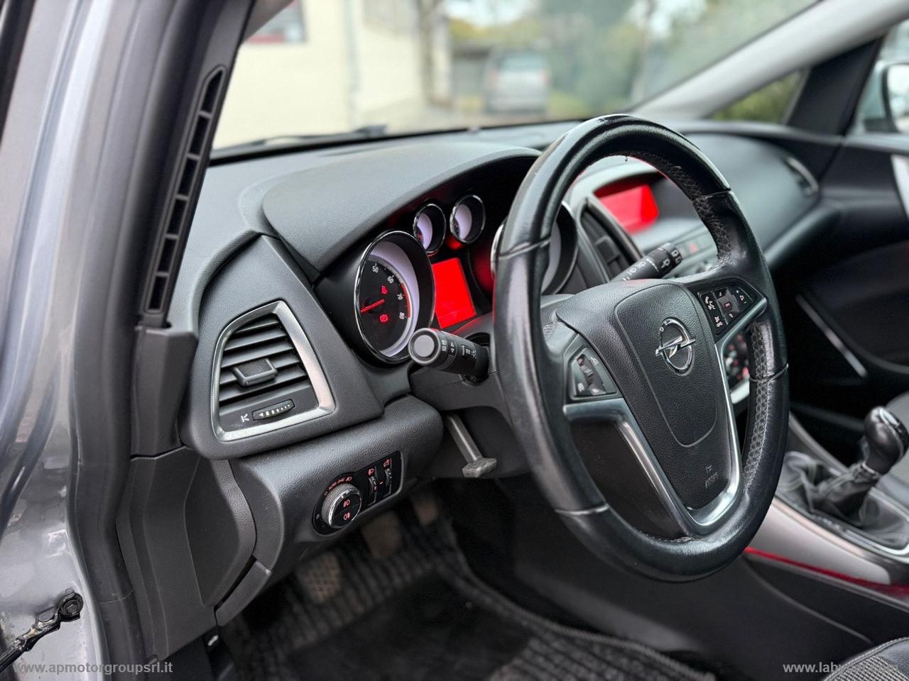 OPEL Astra 1.4 100 CV ST Cosmo