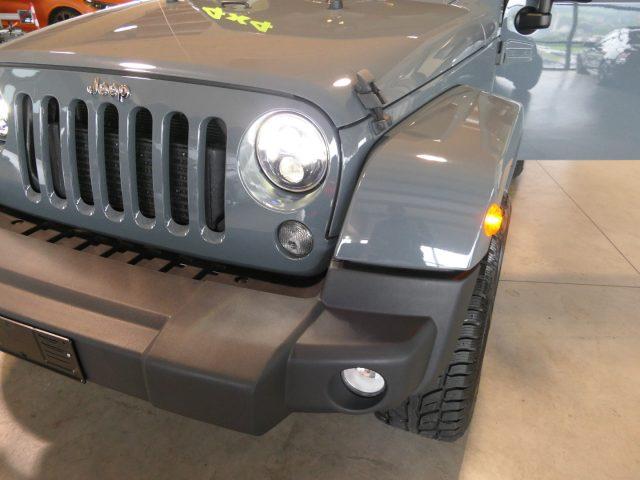 JEEP Wrangler 2.8 CRD DPF Sahara Auto