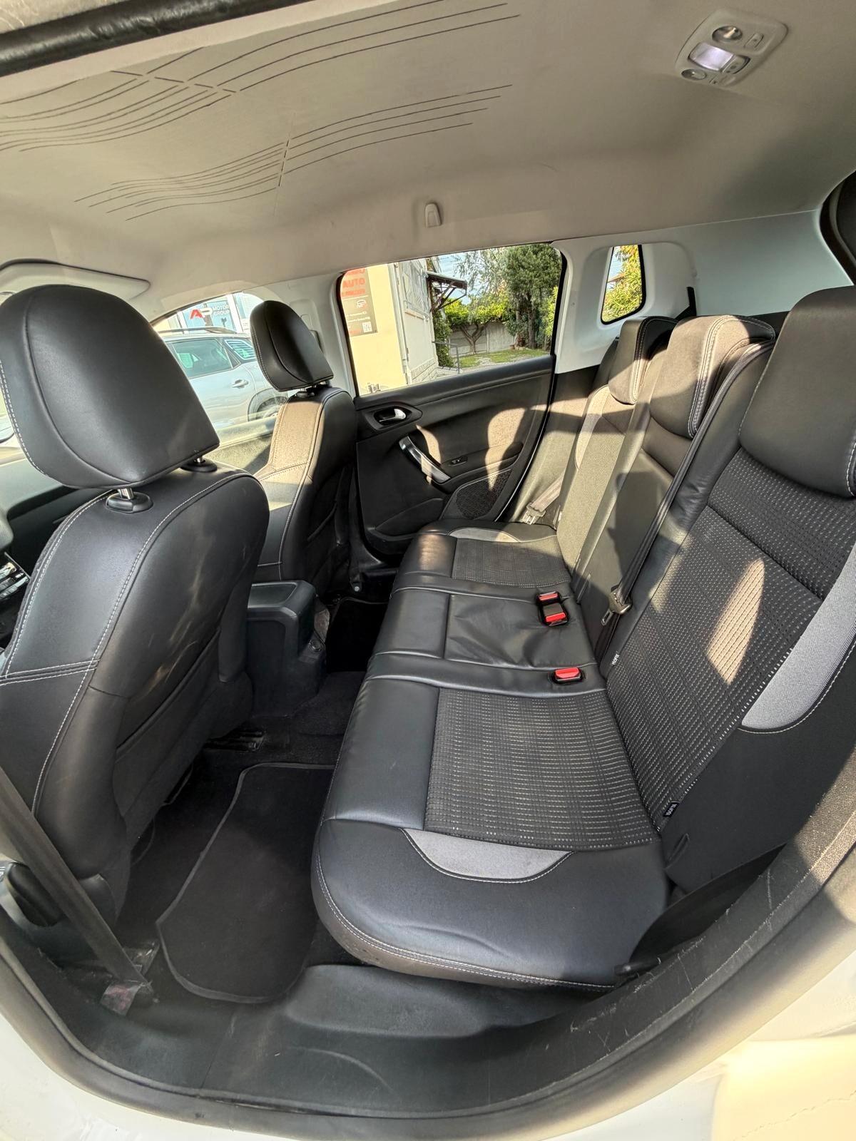 Peugeot 2008 1.2 VTi 82CV Allure