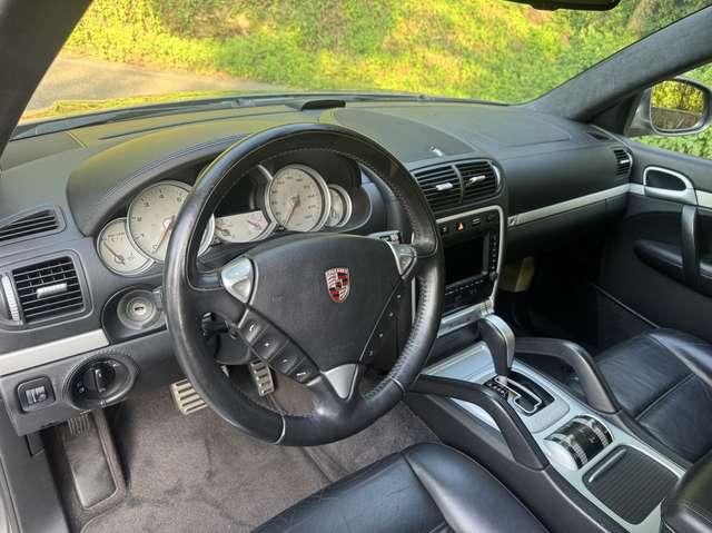 Porsche Cayenne 4.5 Turbo S tiptronic, first paint, service book