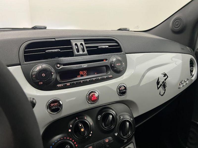 Abarth 500 1.4 T-Jet 135cv