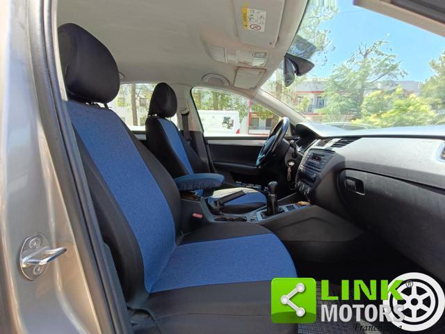 SKODA Octavia 1.6 TDI CR 105 CV Elegance NEOPATENTATI