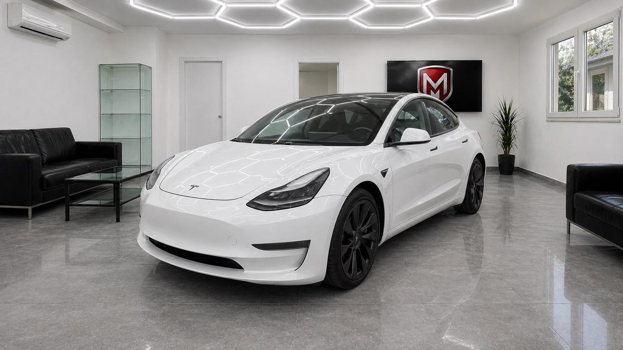 Tesla Model 3 Long Range AWD Performance