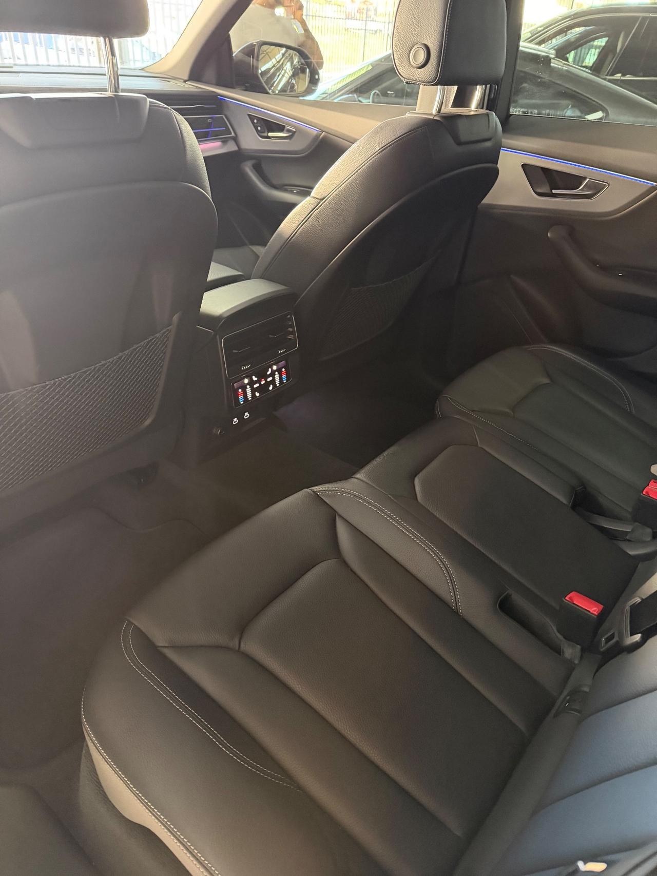 Audi Q8 SUV 45 TDI quattro tiptronic S line edition
