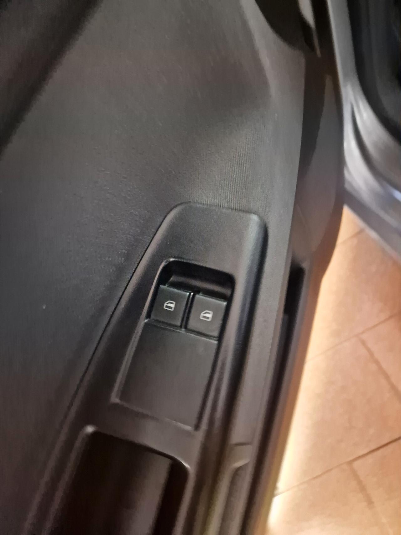 Volkswagen Polo 1.4/80CV 16V 5p. Comfortline