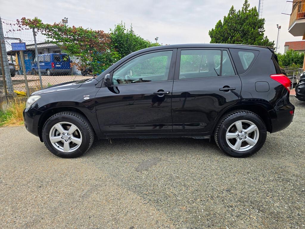 Toyota RAV 4 RAV4 2.2 D-4D 136 CV Luxury