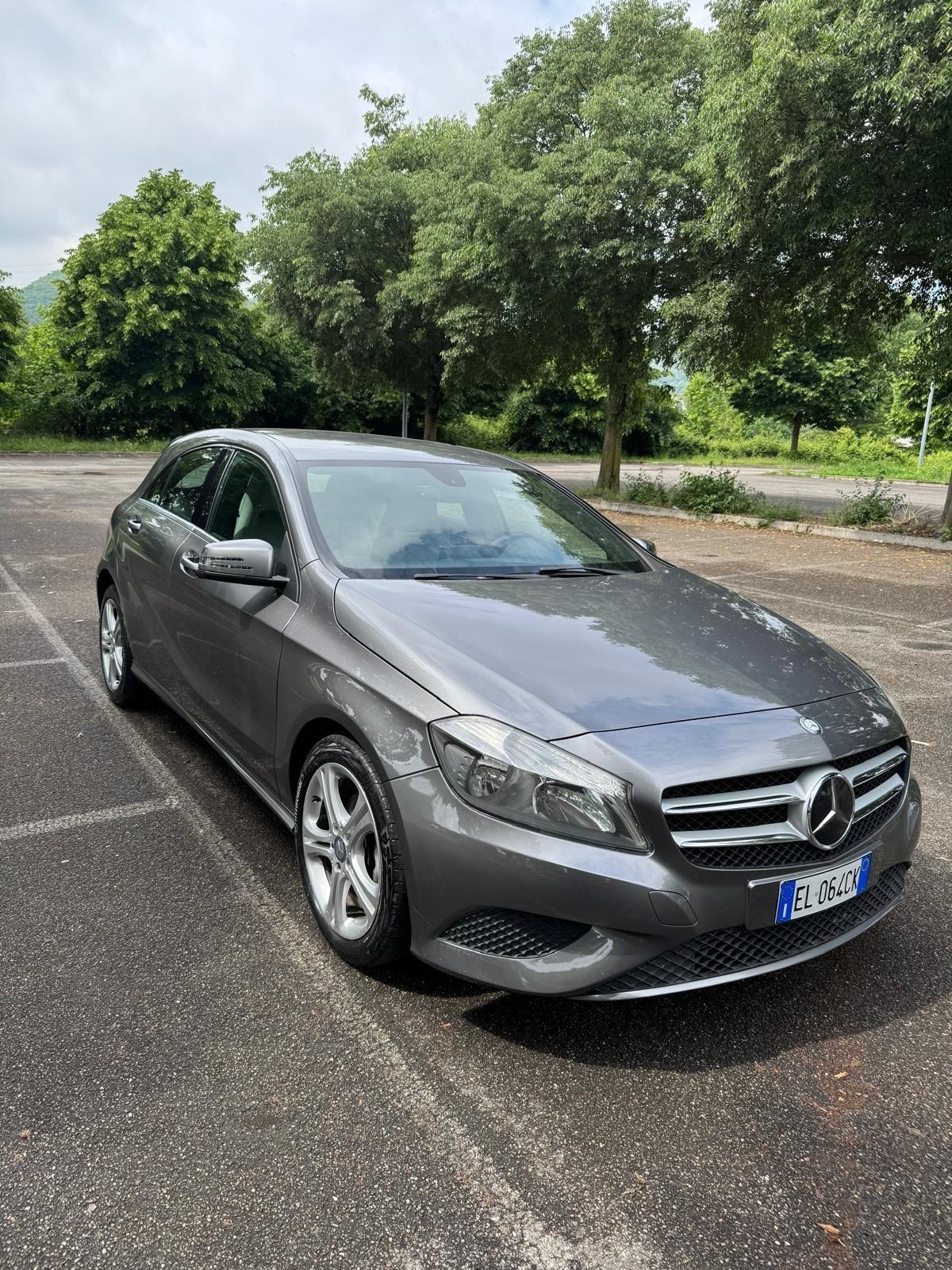 Mercedes-benz A 180 CDI BlueEFFICIENCY Automatic Sport
