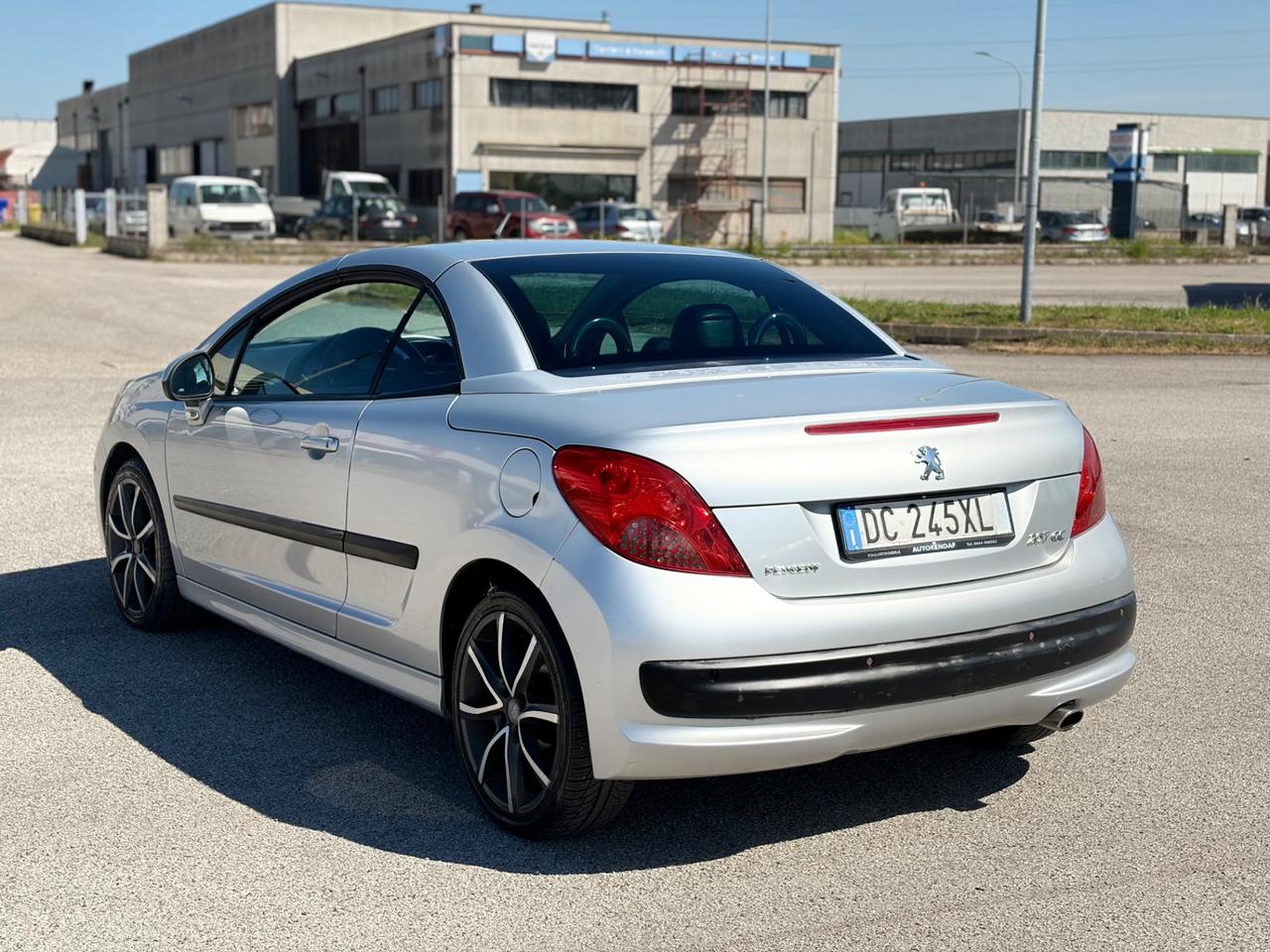 Peugeot 207 1.6 THP 150CV CC Féline cabrio