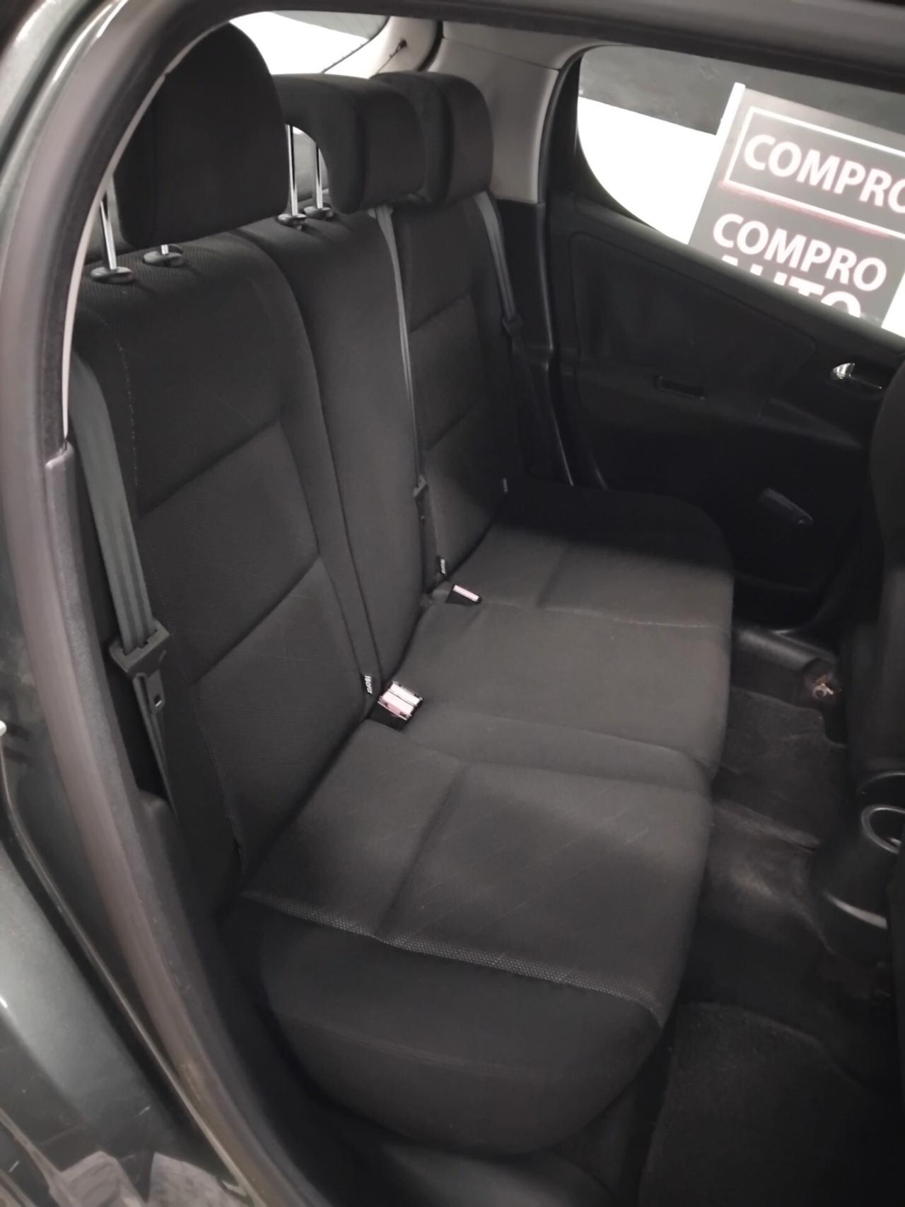 Peugeot 207 1.4 88CV 5p. XS