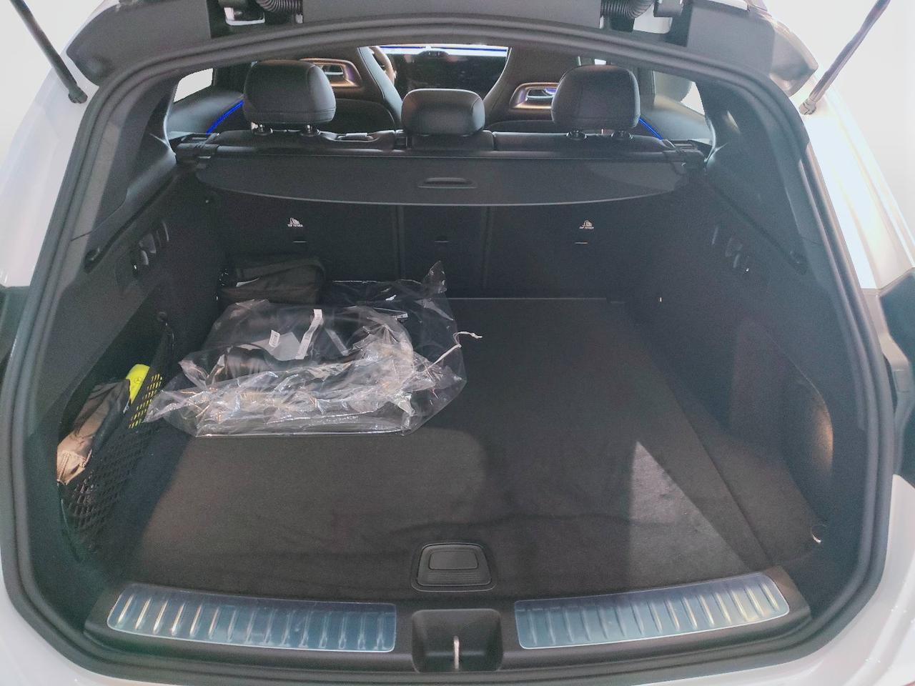 Mercedes-Benz GLC 400 4MATIC con tecnologia EQ