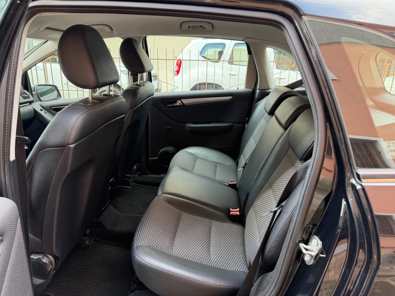Mercedes-benz B 200 CDI Sport Ok Neopatentati
