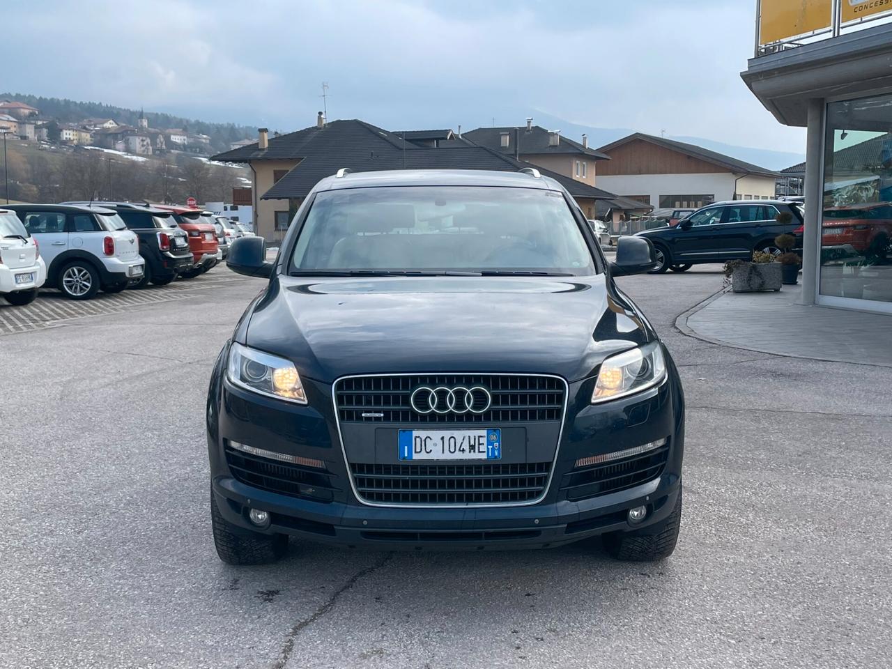 Audi Q7 3.0 V6 TDI 233CV quattro tiptronic "X COMMERCIANTI"