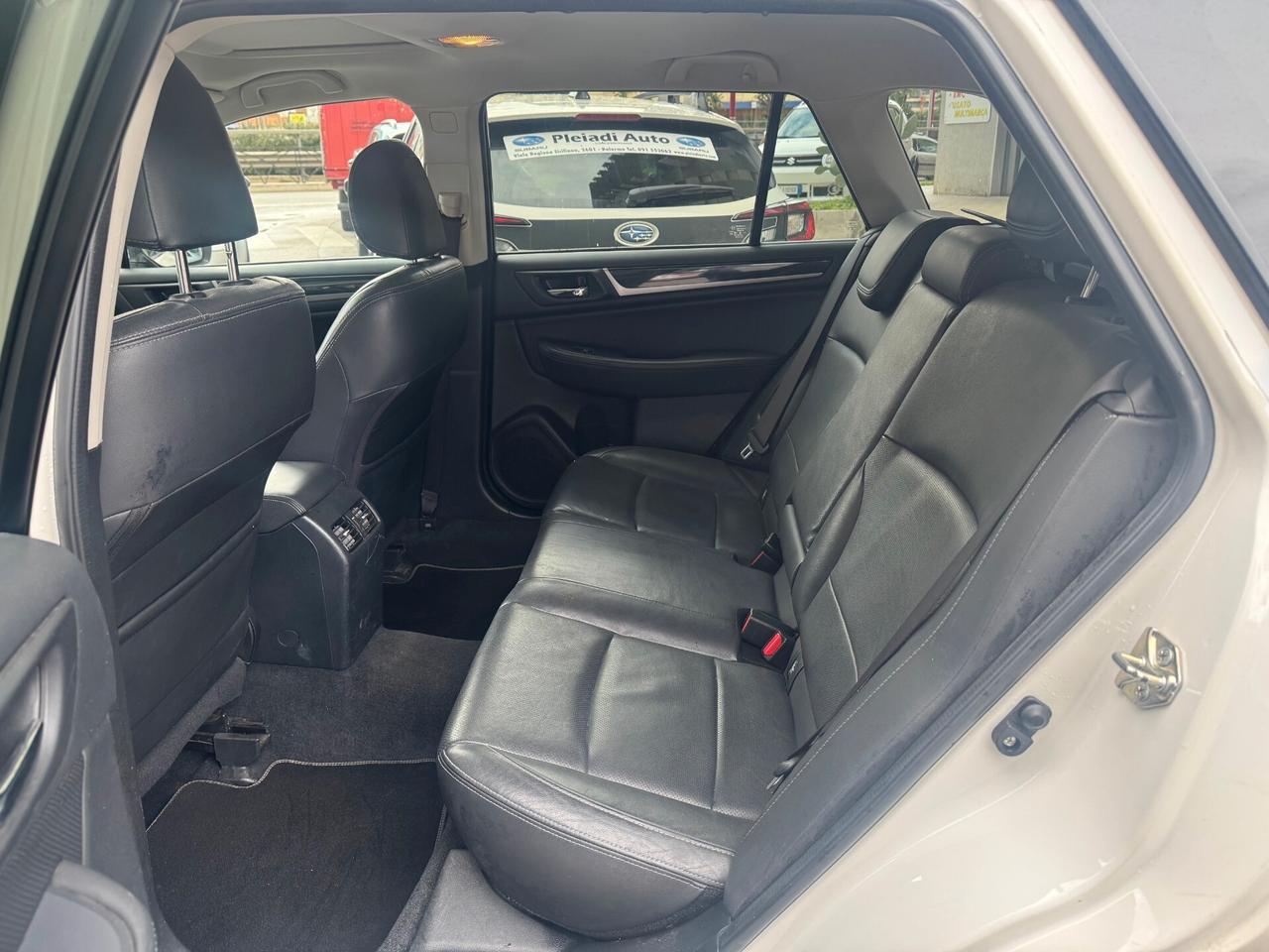 Subaru OUTBACK 2.0d Lineartronic Unlimited