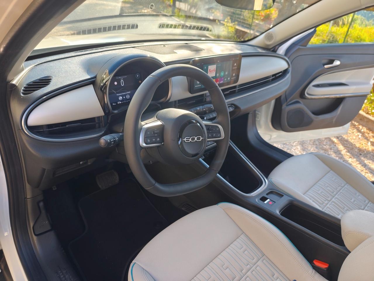 Fiat 600 Hybrid 100 CV DCT MHEV La Prima