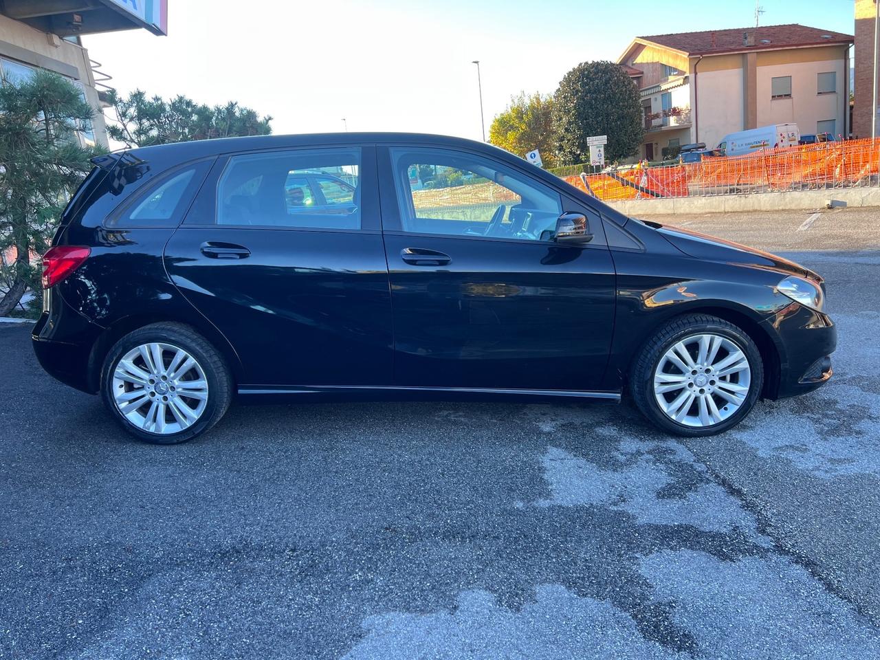 Mercedes-benz B 180 d Automatic Premium