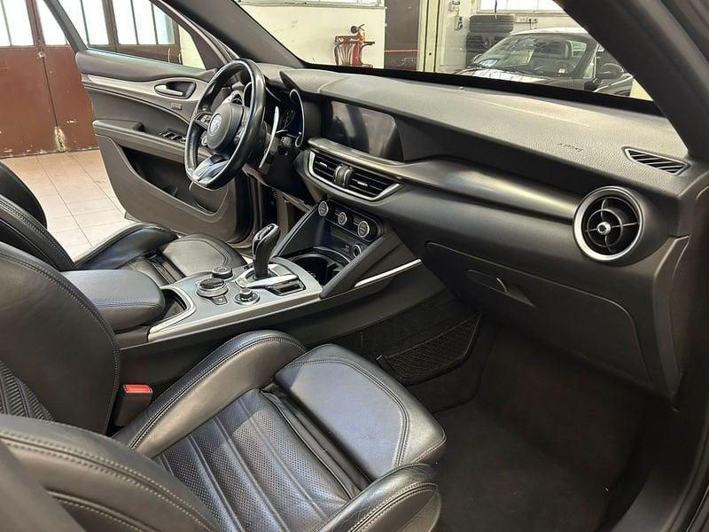 Alfa Romeo Stelvio 2.2 Turbodiesel 210 CV AT8 Q4 Veloce