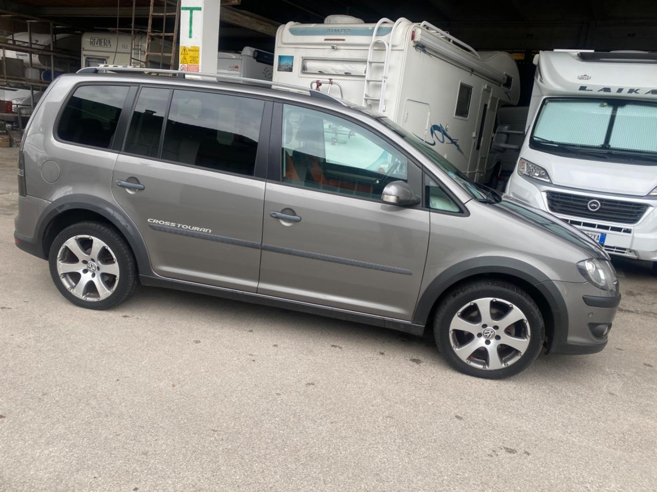 Volkswagen Touran 1.9 TDI 105CV DPF DSG Trendline
