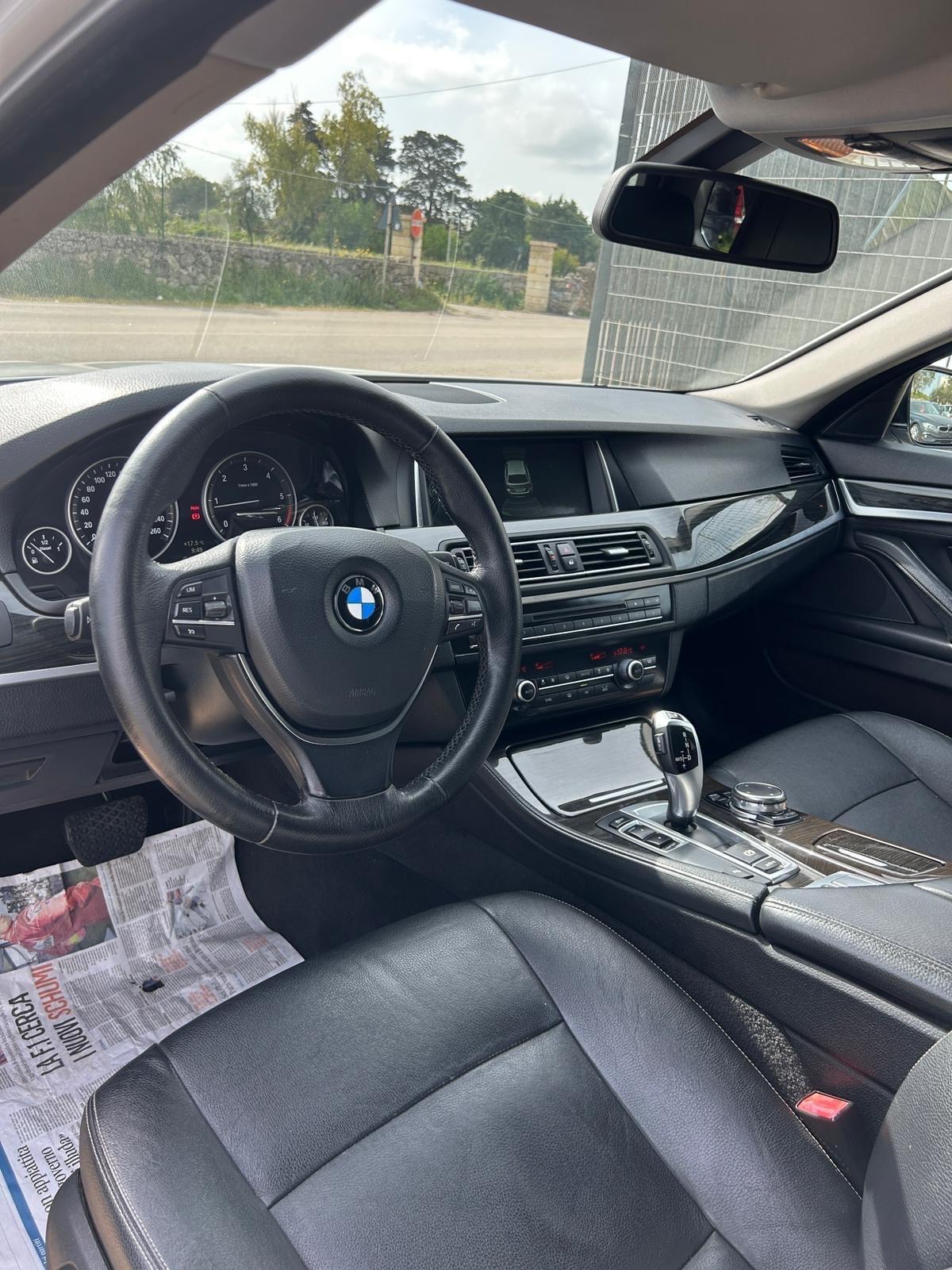 Bmw 520d Touring Luxury-2013