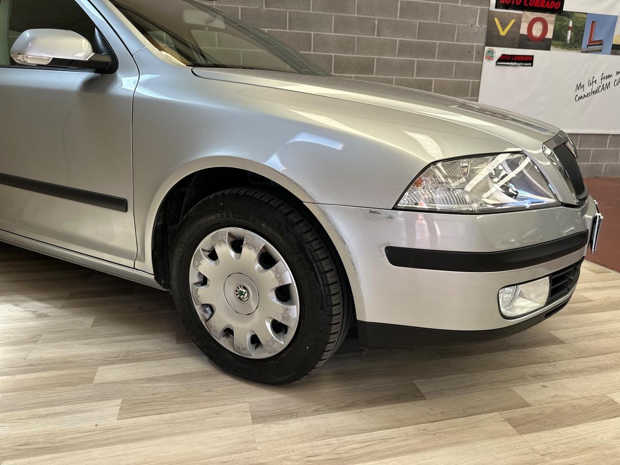Skoda Octavia 1.6 MPI 102cv Ambition GPL