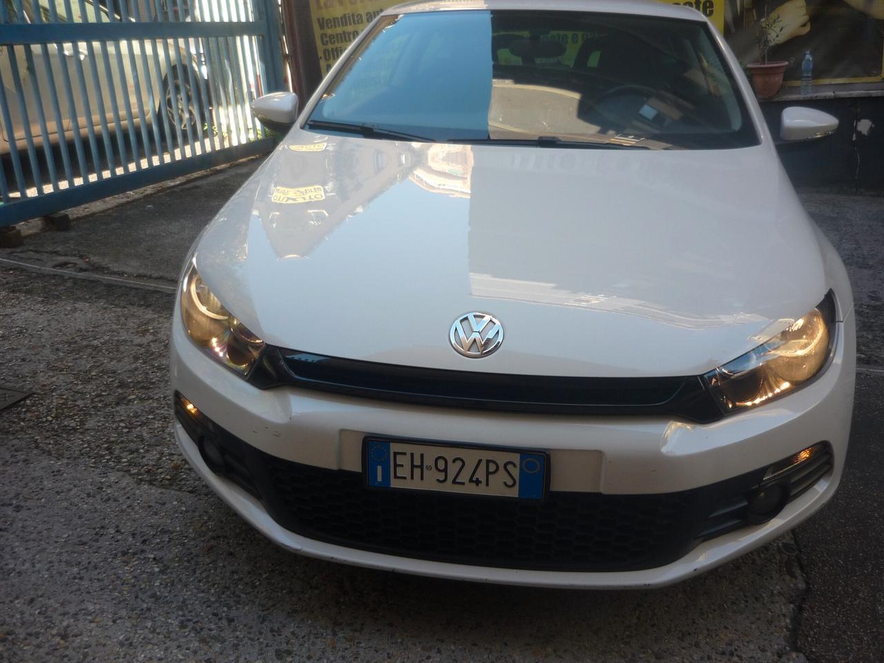 Volkswagen Scirocco 2.0 TDI 140CV DPF DSG